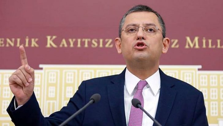 CHP’li Özel: Gökçek, can çekişe çekişe gidiyor