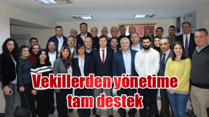 Vekillerden yönetime tam destek